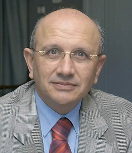 Máximo González Jurado,  presidente del del Consejo General de Colegios Oficiales de Enfermería de España 