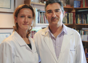 Carmen García supervisora de matronas y el Dr. Gabriel Ferret, ginecólogo de Hospital Juaneda Miramar.
